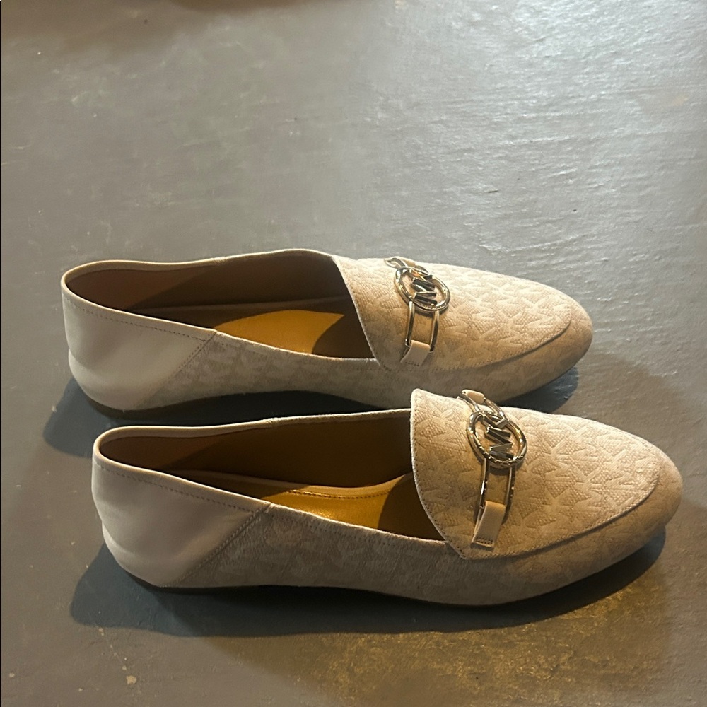 Michael Kors Light Gray Loafers with Silver Emblem - Picture 4 of 8